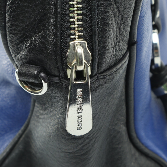 Michael Kors Knox Tassel Leather Purse X-Body Bag Satchel 11x9x5 Blue/Black - Picture 10 of 13